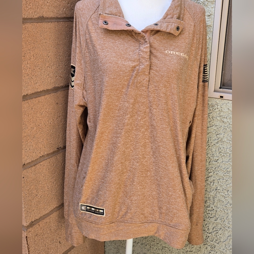 Colosseum Athletics Oregon Long Sleeve Top